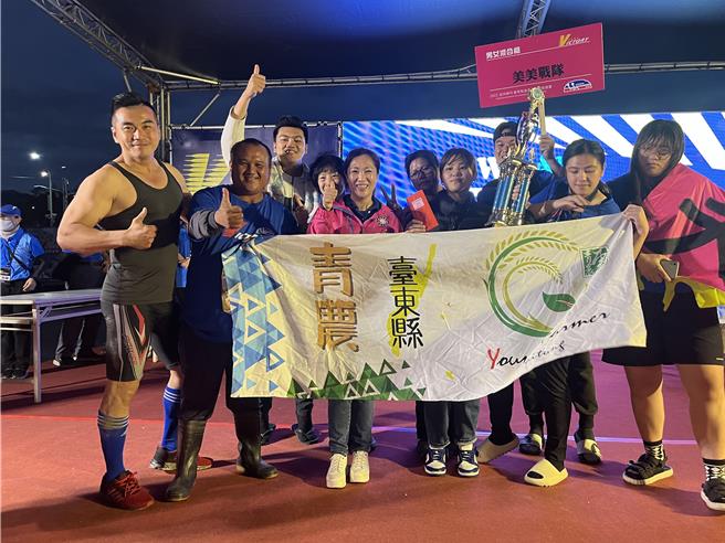 台东县议长杯拔河邀请赛28日在娜路弯大酒店旁大草原举行。（台东县议会提供／蔡旻妤台东传真）