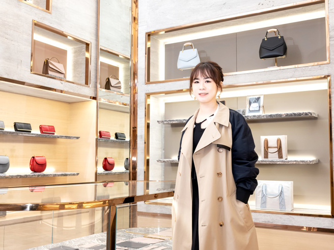 英国凯特王妃曾多次手拎Grace Han品牌皮包出席公开场合，品牌创办人是来自台湾的王思涵（Grace），她近日受访表示，颠覆各界对「台湾制造」的想像是她一大心愿。（图／中央社）