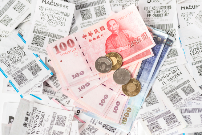 5-6月还有4张千万发票没人领。（示意图／shutterstock）