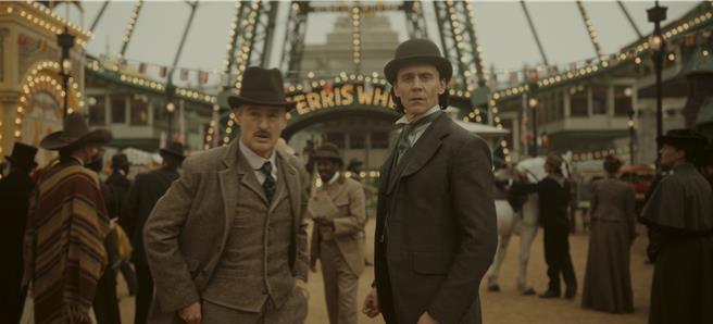 欧文威尔森（左起）、汤姆希德斯在《洛基》第二季精彩表现不断。（迪士尼提供）