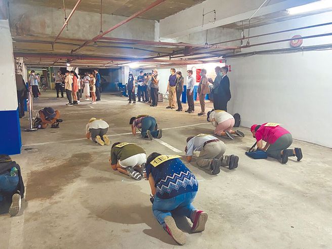 国防部6月13日公布全国设有8万9405处的防空避难处所。图为北市去年防空避难演练情形。（本报资料照片）