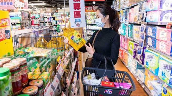 主計長朱澤民表示就目前國際局勢來看，要回到像以前一樣物價穩定在1％上下，是不太可能的(示意圖)。圖／本報資料照片