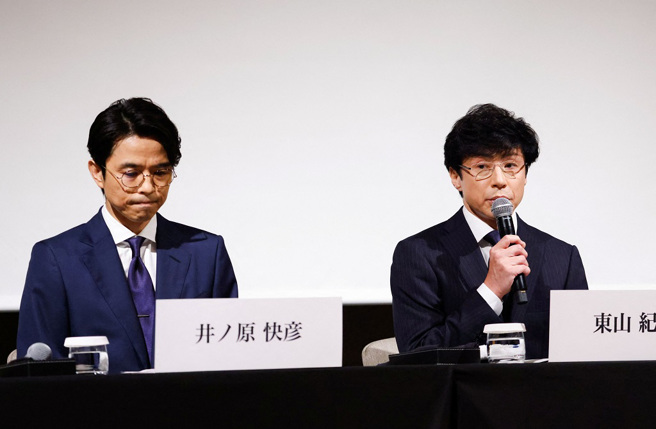 男星东山纪之（右）接下杰尼斯事务所社长一职，近日却惊传不做了。（图／路透）