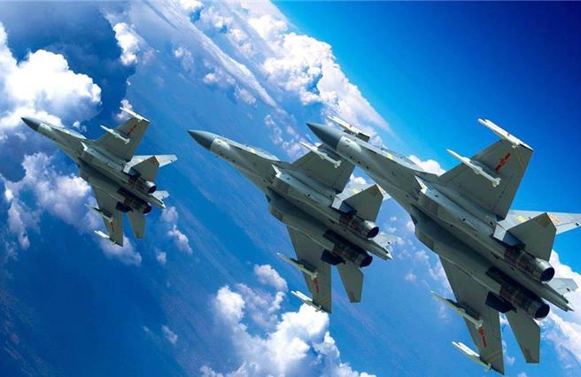 大陆歼-16战机。（新华社）