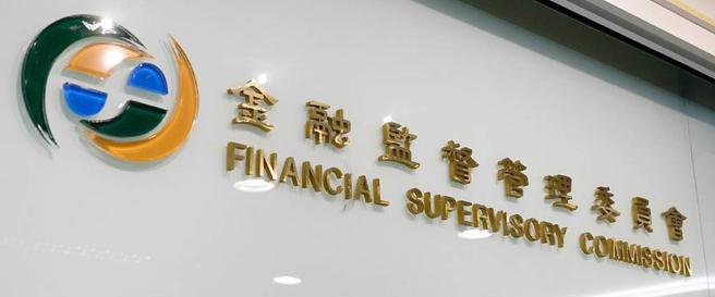 证期局副局长黄厚铭31日指出，台股日均成交量约2,769亿元，相较去年同期还增加11.32％。