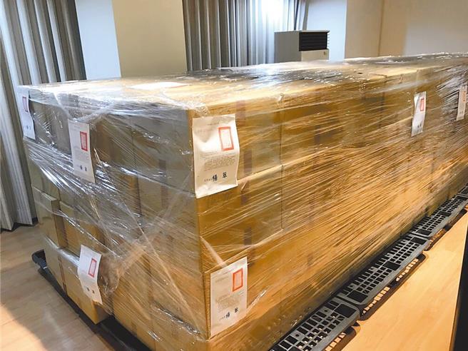 促进转型正义委员会到政治大学查封的国民党臺湾省党部文件。（促转会提供）