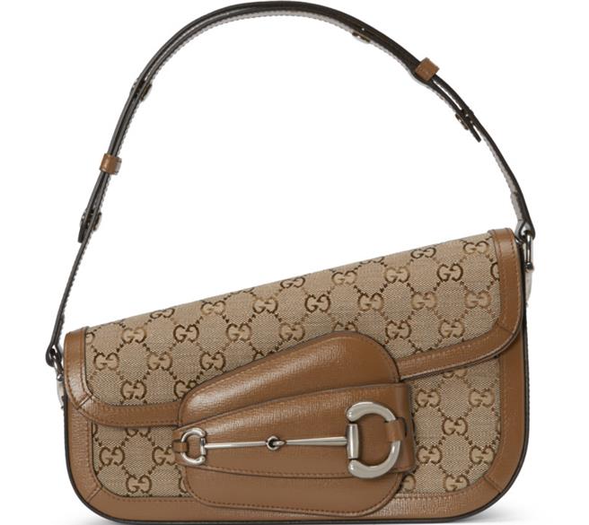 Gucci Horsebit 1955 全新怪奇包，老花配色以不含动物成分的全新DEMETRA材质打造，10万7300元。（Gucci 提供／林欣仪台北传真） 