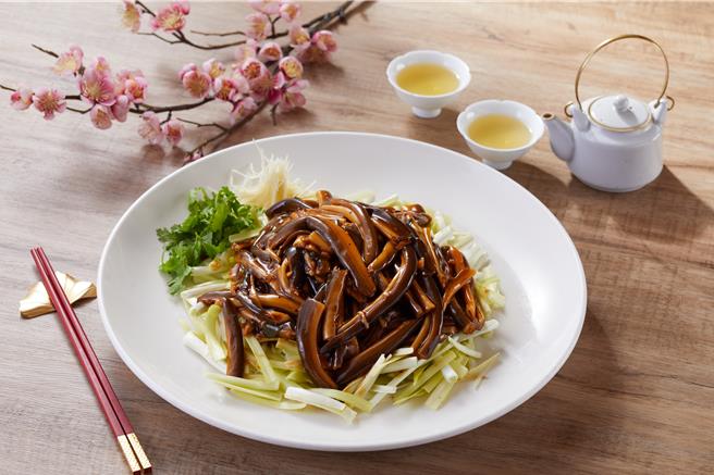 2023年10月18日台北市／台北天成大飯店寧式炒鱔糊。（台北天成大飯店提供／吳娮翎台北傳真）