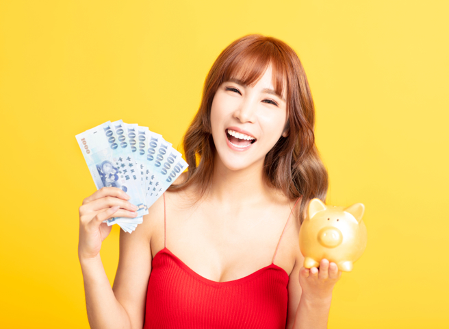 鼠、猴、蛇、虎4生肖女性個性好、手腕佳、人脈廣，越老越旺夫，是家庭幸福和財富的源泉。（示意圖/達志影像/shutterstock)