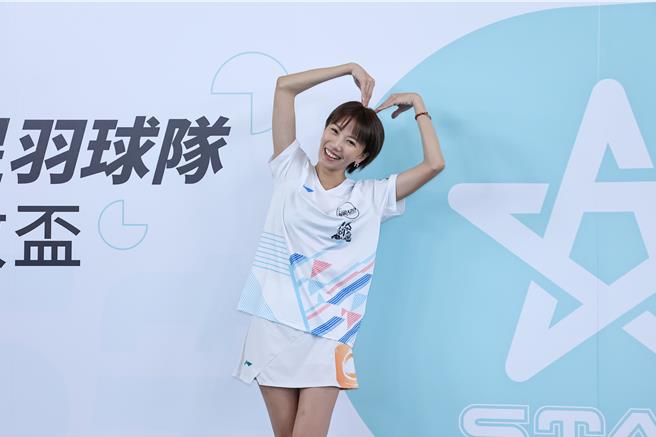 周宜霈（大牙）消瘦一圈出席羽球赛。（罗永铭摄）