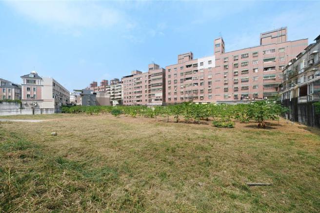 鄉林買下位於斗六國中與斗六高中之間的土地，基地面積1600坪！圖／鄉林提供