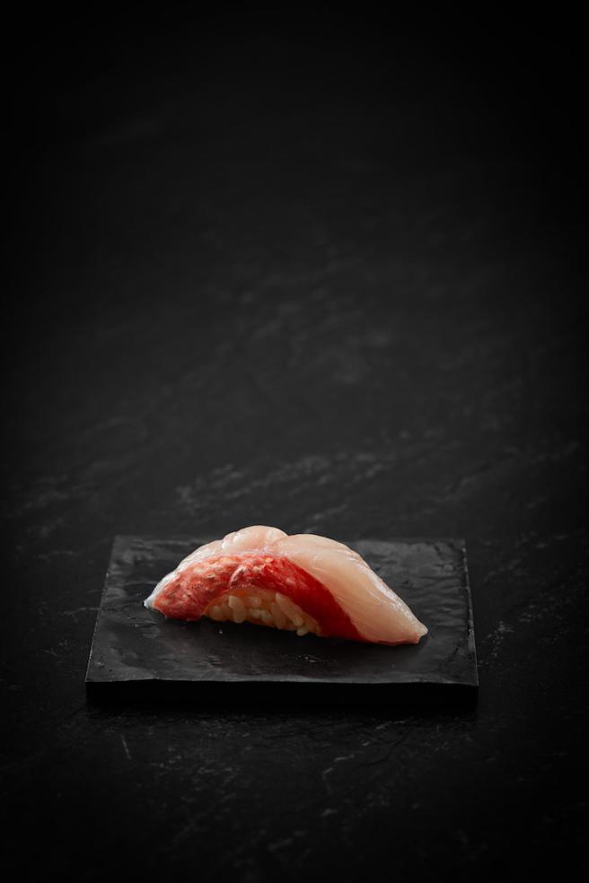 「初鱼鮨」用餐价位每人1800元再加10%。（初鱼提供）