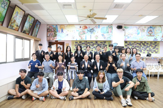 南華大學「職涯健診室」揭牌 助學生職涯發展