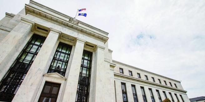 美国联准会（Fed）发布最新决策，一如预期让利率续留在5.25％至5.5％的22年高点。图／美联社