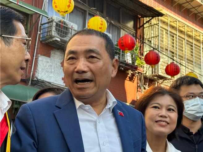 國民黨總統參選人侯友宜今表示，民進黨什麼事都在騙，這種政府人民會再相信嗎？（李奇叡攝）