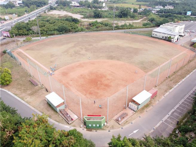 南投縣立棒球場（中興棒球場）斥資6300多萬元興建、2017年完工啟用，原向中央爭取近4000萬元補助未如期發包，經費慘遭收回。（南投縣政府提供／楊靜茹南投傳真）
