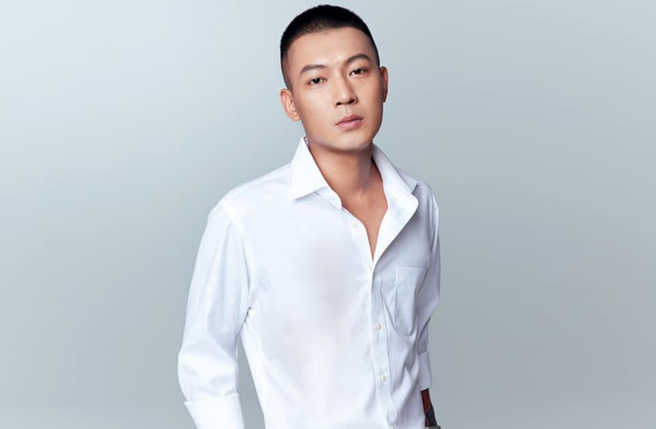 网红凤梨靠着直率、幽默风格走红。（图／凤梨 吴泓逸脸书）