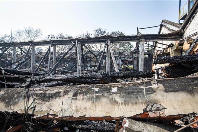 高雄驳二艺术特区「本东仓库商店」2021年发生大火、付之一炬。（本报资料照片，袁庭尧摄）