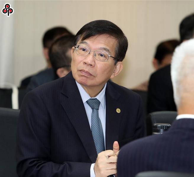 交通部長王國材證實，明年3月1日起解除組團赴大陸旅遊的禁令。（本報資料照）