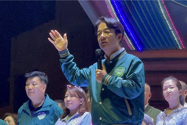 賴清德痛斥馬文君涉嫌洩漏情資遭踢爆，竟還擋潛艦預算，因為有趙少康的戰鬥藍當靠山。（楊靜茹攝）