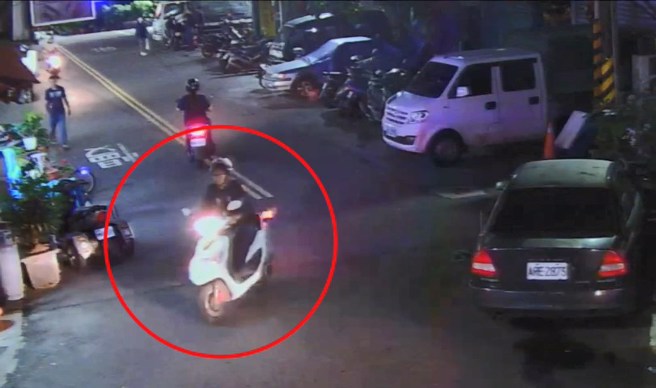 警員立即前往現場查看。（警方提供）