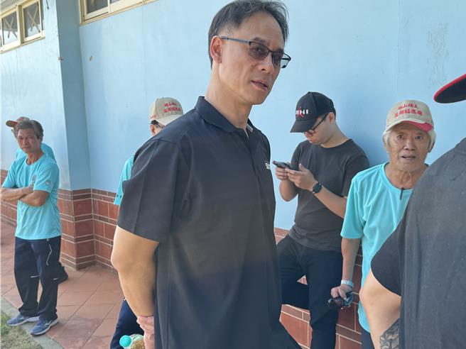 每12年舉行一次的后湖海醮活動，不少旅居台灣的鄉親都專程回來參與，前籃球國手許智超也前往觀禮。(于家麒攝)