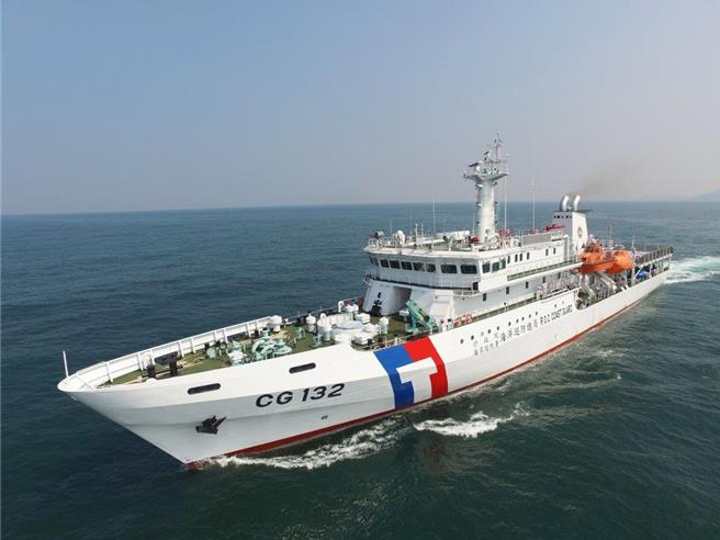 海巡署所屬的桃園艦，今年5月靠泊在基隆港西1A碼頭時，遭街友入侵，還在船上睡了一晚，直到第二天才被船員發現。（海洋委員會提供／張志康基隆傳真）