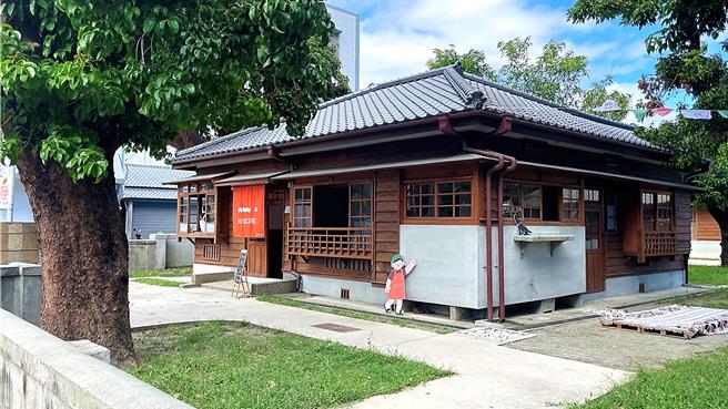 台东北町日式宿舍群建于日本昭和1940年代，2017年获得文化部再造歷史现场补助计画，耗资2亿修復10栋13户，并于2020年完工，成为台湾目前保留完整的日本官员宿舍之一。（萧嘉蕙摄）