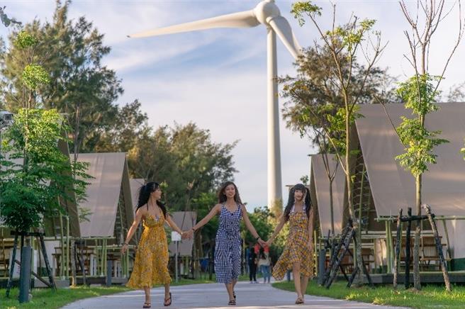 大安豪华露营区「向海那漾」则推出官网优惠。（「向海那漾」提供）