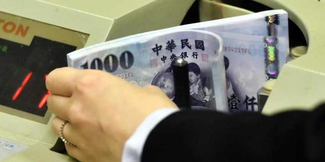 银行公会之前将所订企业相关金融协助措施施行期间延长至今年12月底止。图／本报资料照片