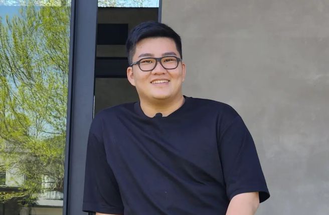 Joeman原本今晚要上新片，制作人也晒图。（图／Joeman facebook）