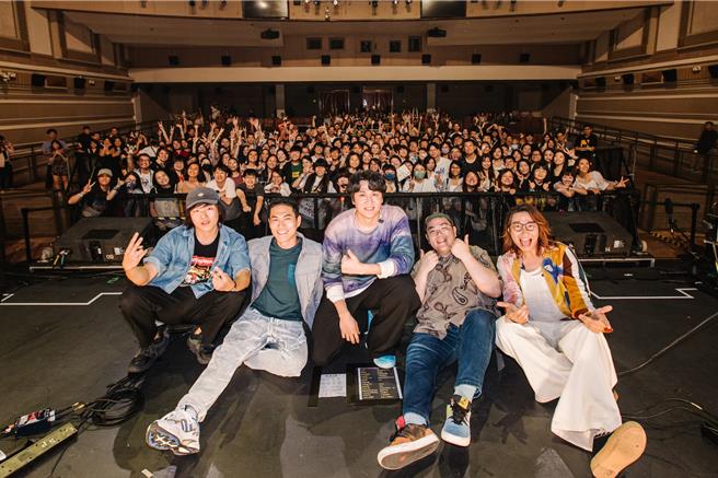 宇宙人睽違五年再次與新加坡歌迷見面。（Live Nation SG提供）