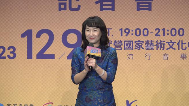 杨瑞霞表示「高雄客家音乐祭」将不同的文化元素巧妙的结合，演出的多样性不仅丰富了音乐祭的内容，更形成一个文化交流平台（图片来源：记者 赖君欣 摄）
