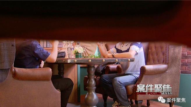 国外间谍指导大陆90后月光族考公职，泄密被判刑。（案件聚焦微信公眾号）