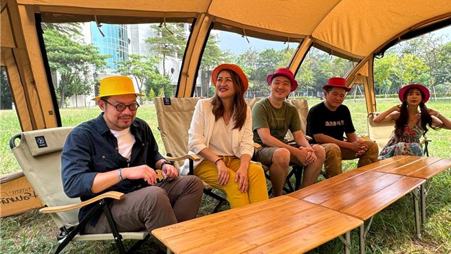 高市觀光局將於11月18日及19日舉辦全台最大戶外野營體驗「Wild Wild野生活」，地點就在衛武營。（柯宗緯攝）