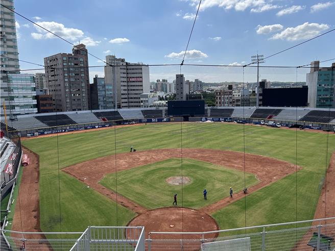 新竹棒球场去年开幕后因工程缺失封闭1年多，外界关心改善进度。（本报资料照片）