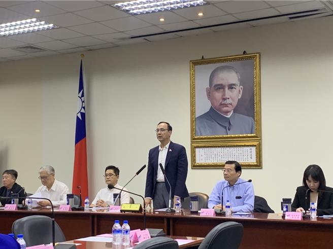 國民黨主席朱立倫今在中常會上發表談話。（張薷攝）