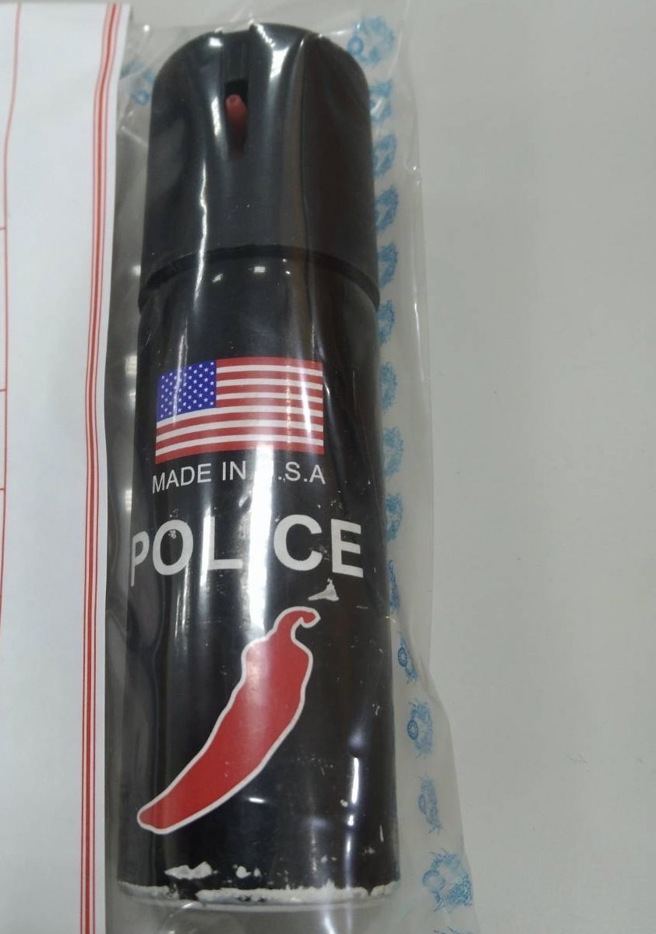 急诊室前互殴！妇人「拒就医」，友人助阵朝她家人喷辣椒水。(叶庭欣/翻摄)