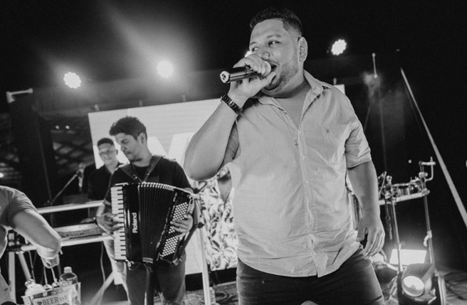 莫赖斯是巴西一名歌手。（图／取自莫赖斯IG）