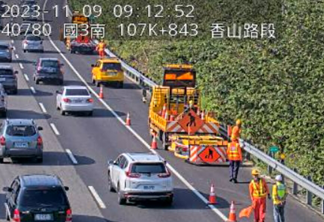 現場畫面。（ 翻攝畫面/ 截自「高速公路1968」）
