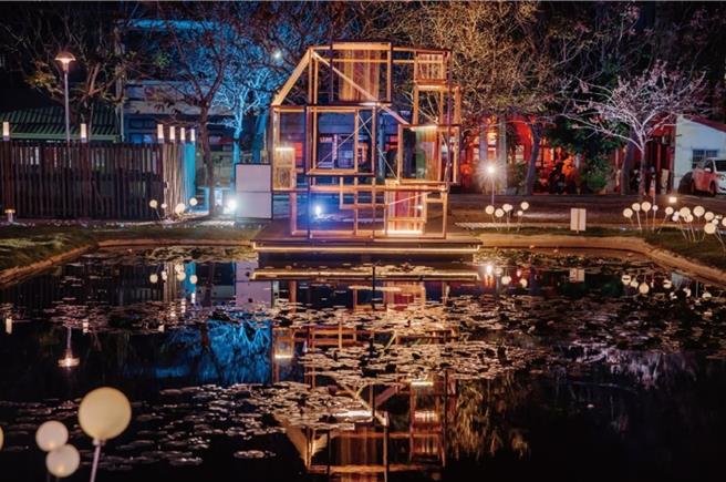 雲林縣北港燈會「2023北港光影藝術節」，獲2023法國創新設計大獎金獎、台灣活動卓越獎「公共服務活動」金質獎肯定，縣文化觀光處9日表示已提前規畫「2024北港燈會」，將設置7大燈區，展現更多元創新魅力。（雲林縣政府提供／張朝欣雲林傳真）