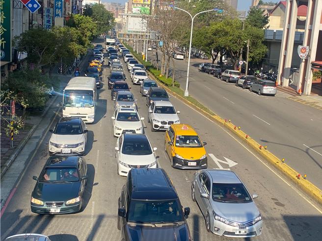 新竹科学园区为国家重要科技产业聚落，园区14万从业人员都希望拥有优质、便利的大眾运输服务，疏解园区交通。（陈育贤摄）