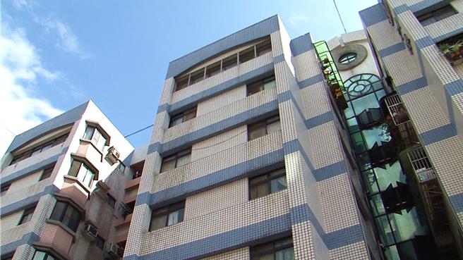 前年3月间，简姓男子假借养病及度假之名承租台东房屋，实则经营应召站，6月遭警方查获，估2月余内不法所得逾35万元，台东地方法院依共同犯图利容留性交罪，判处8个月徒刑。图为示意图，与新闻内容无关。（萧嘉蕙摄）