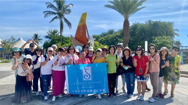 旅行社带团游花莲可申请补助，县府加码150万元，并鼓励游客到花莲泡汤之旅。（花莲县政府提供／王志伟花莲传真）