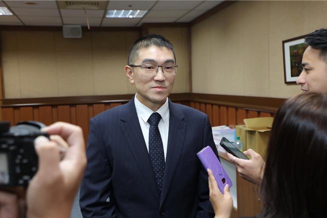 2024总统大选越来越逼近，但「蓝白合」目前形同卡关，国民党籍的基隆市长谢国梁9日回应，希望侯、柯能再坐下来谈，他们现在都有各自的民调，和各自的说法，但包括他自己在内的「旁人」不要说太多，很诚心的希望合作能够成功。（基隆市政府提供／徐佑升基隆传真）