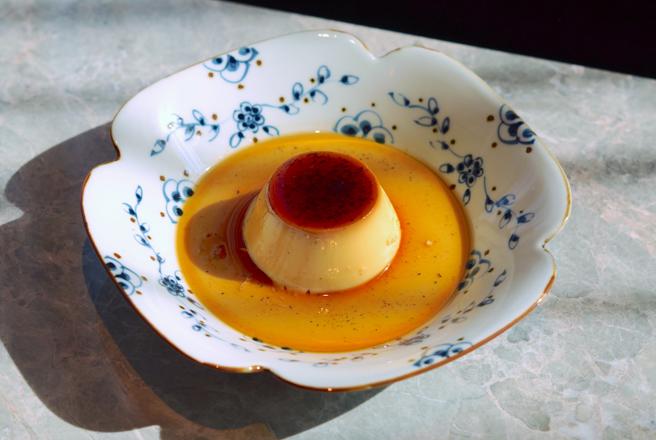 Ukai Kaiseki的经典香草布丁。（何书青摄）