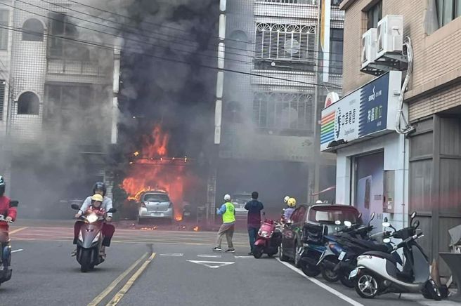 现场画面。（图 / 翻摄脸书我是头份人）