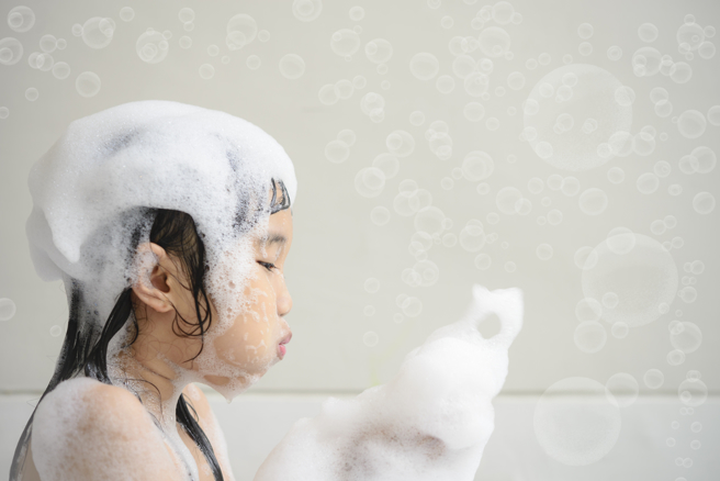 一对夫妻替女儿取名「房雪」，竟让老师上课不敢点名。（图／Shutterstock）