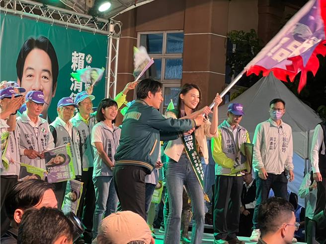 赖清德、赖品妤汐止联合竞选总部今举办成立大会。（王扬杰摄）