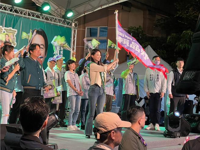 赖清德、赖品妤汐止联合竞选总部今举办成立大会。（王扬杰摄）